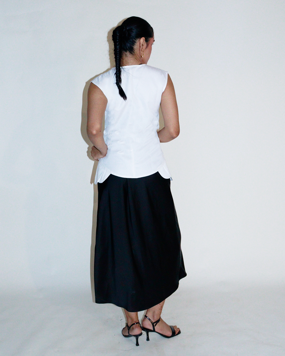 THE EXECUTIVE DRAPE